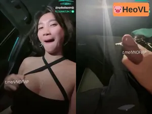 Em rosababy sục cò tài xế trên xe || p1